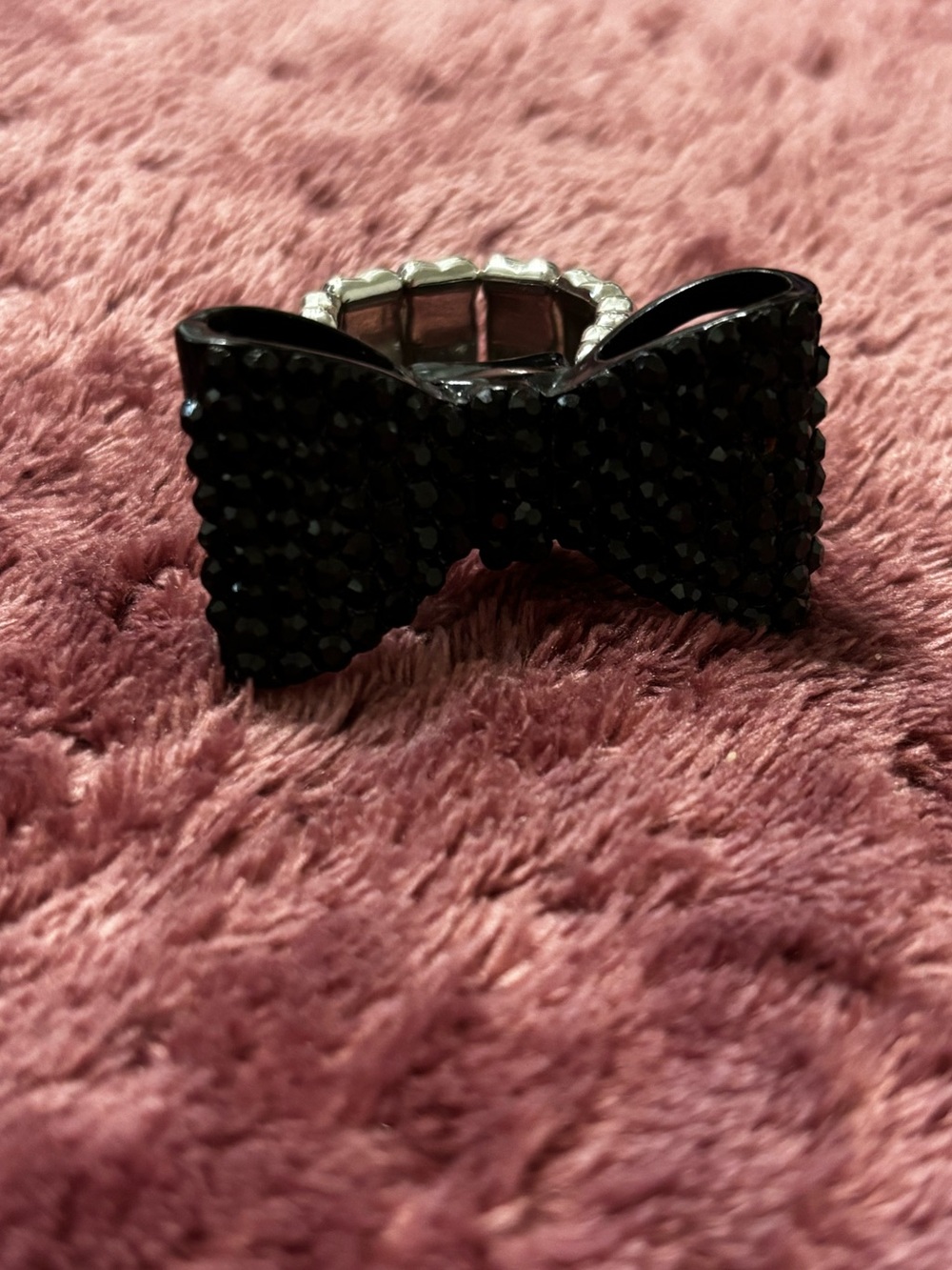Black Bow Stretch Ring